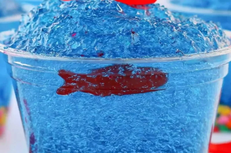 Mini Fish Tank Jell-O Cups in colorful ocean-themed presentation for kids.