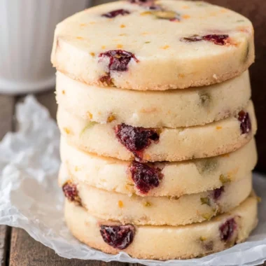 Cranberry Pistachio Shortbread cookies with cranberries and pistachios